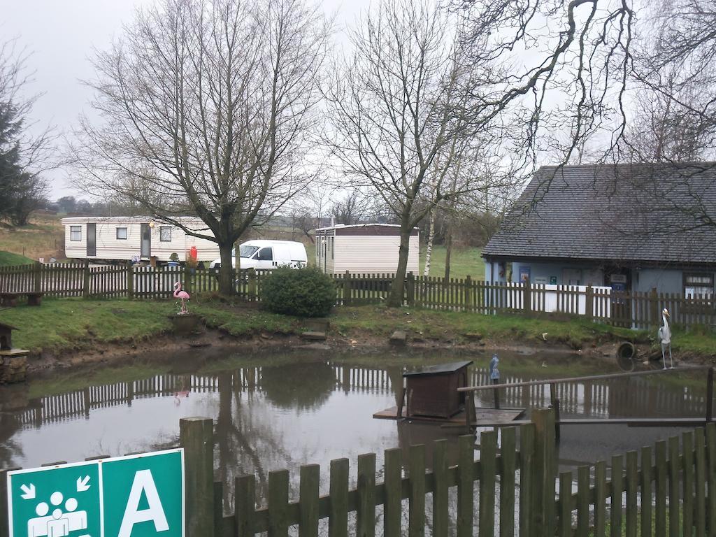 The Cross Inn Cauldon Esterno foto